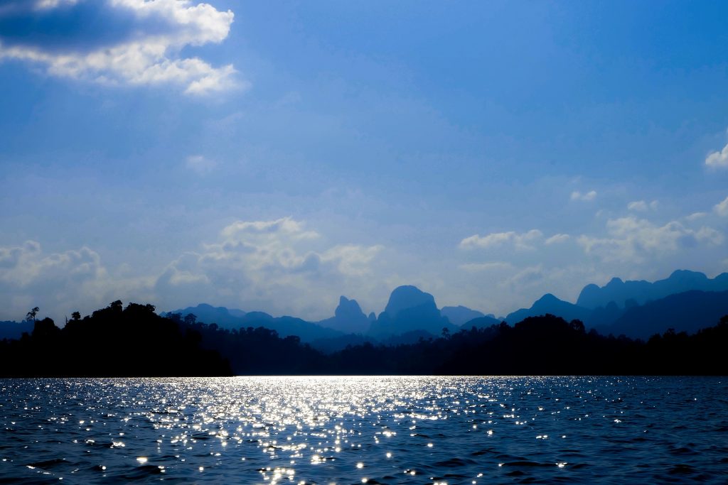 travelling to Cheow Lan Lake