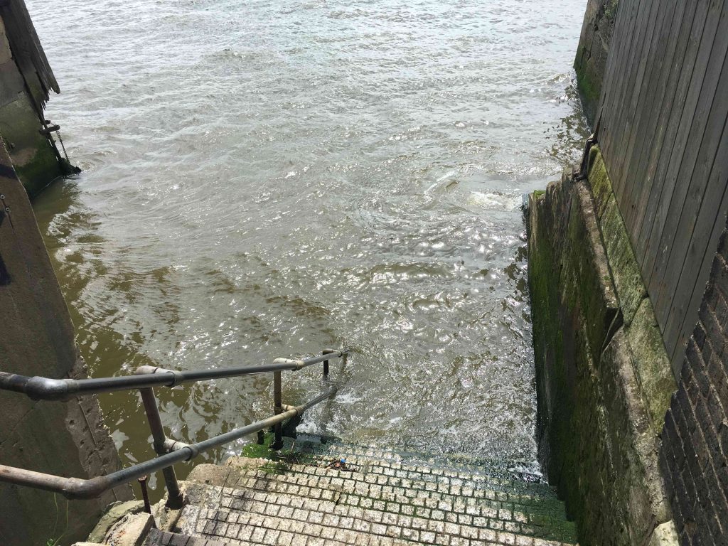 Execution dock London