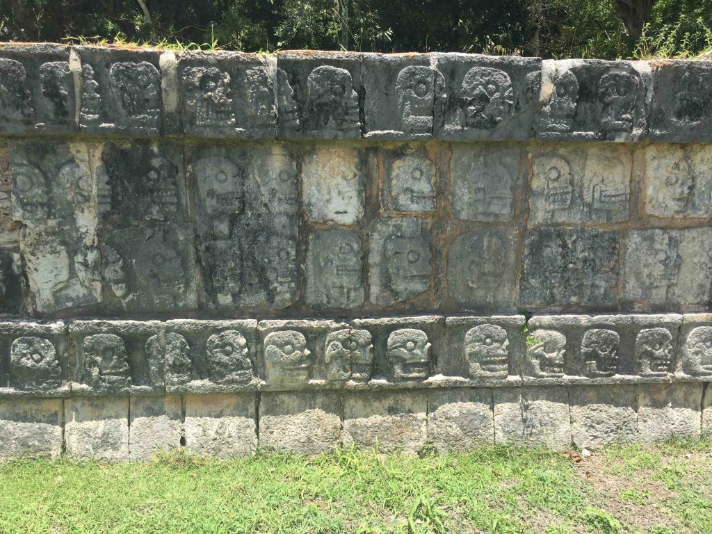 Tzompantli