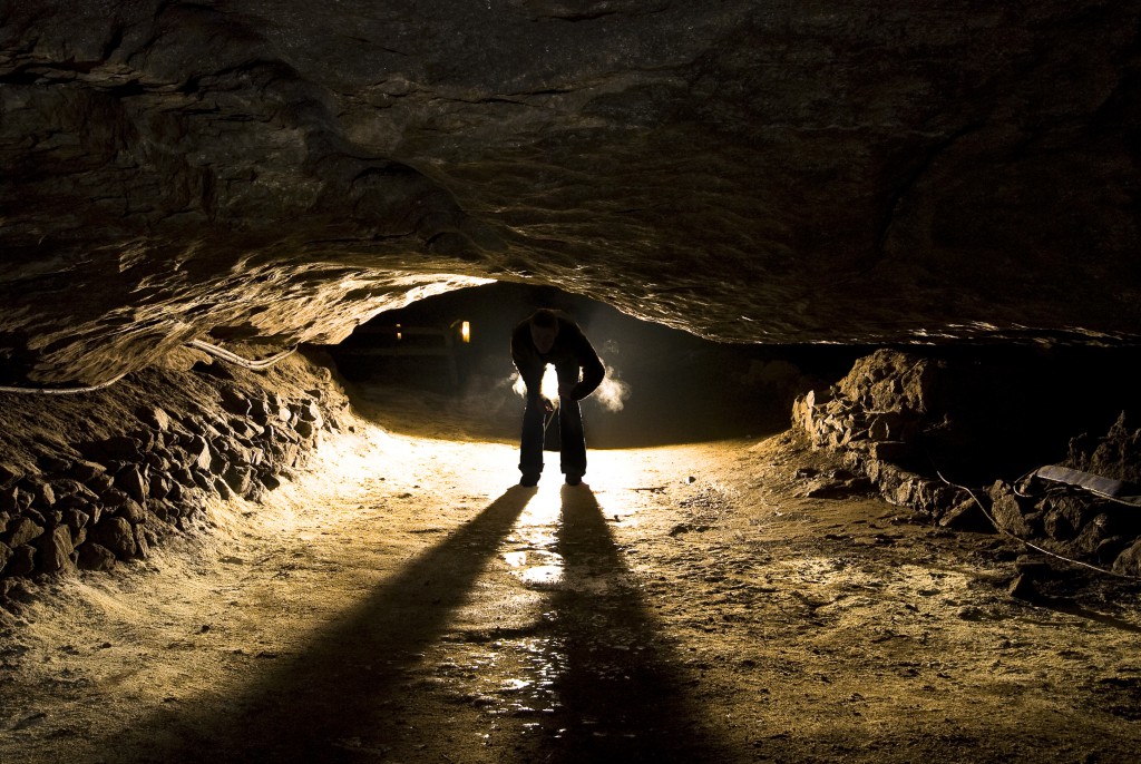 Peak Cavern