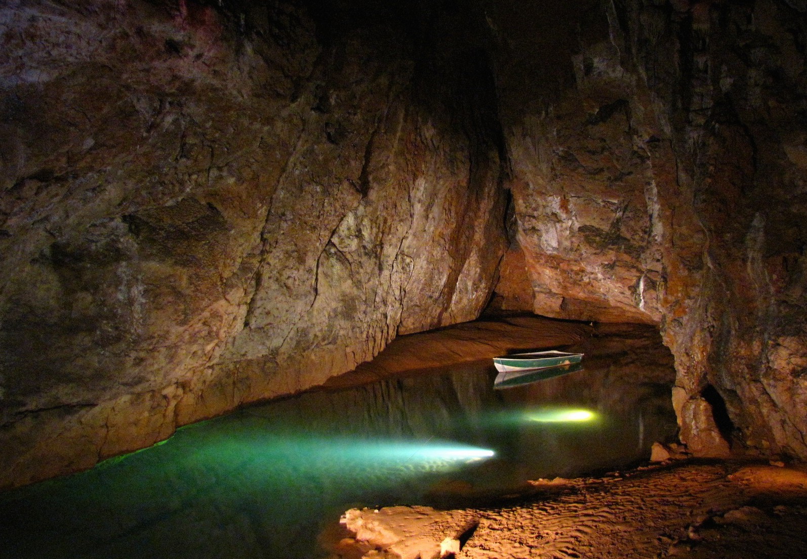 best caves to visit in uk