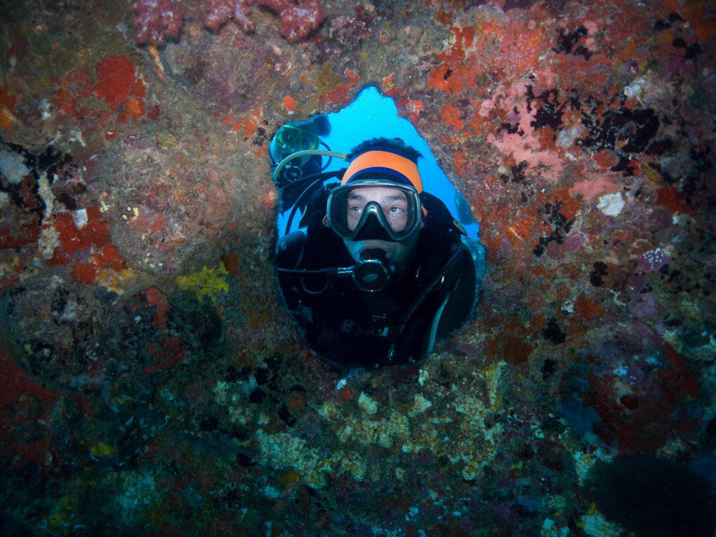 Diver exploring