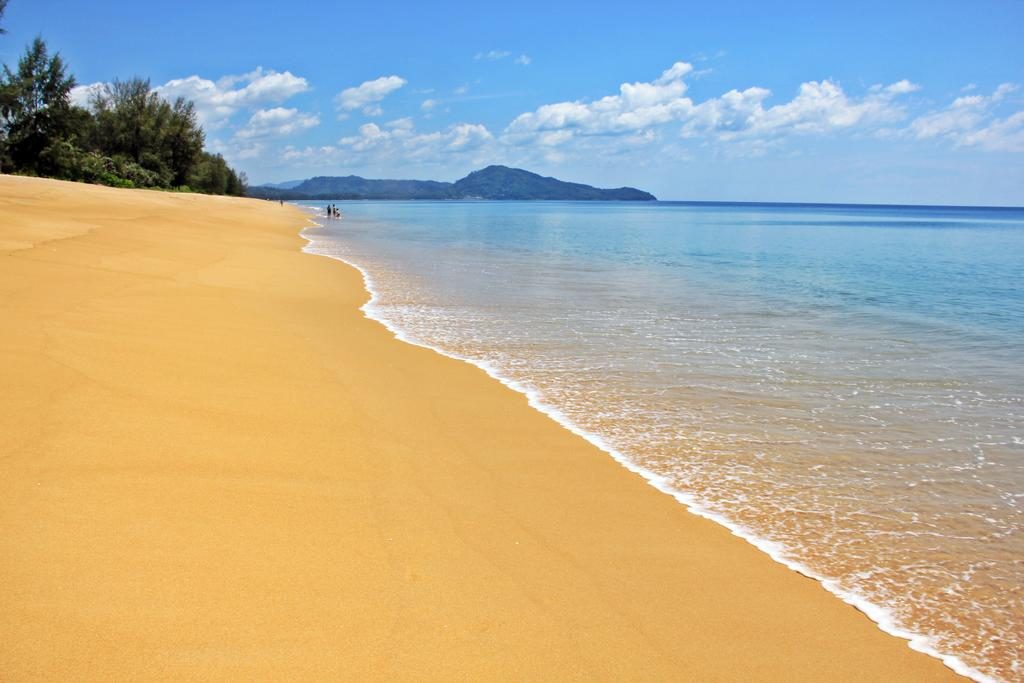 travelling to Mai Khao Beach