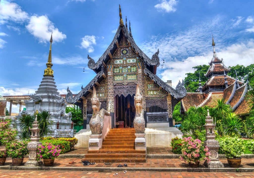 traveling to Chiang Mai